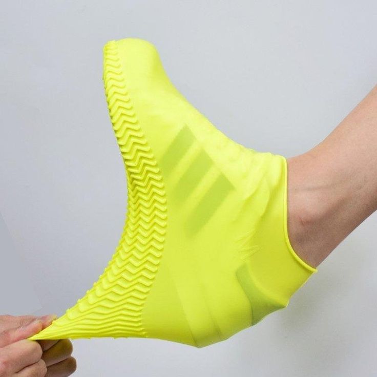 Waterproof Shoe Covers Reusable Silicone Cover Shoes Rain Boots for Men, Women, Kids |Overshoes Protectors for Kitchen, Indoor,Outdoor.Silicone Shoes Cover (Rain Shoe Cover) (M)