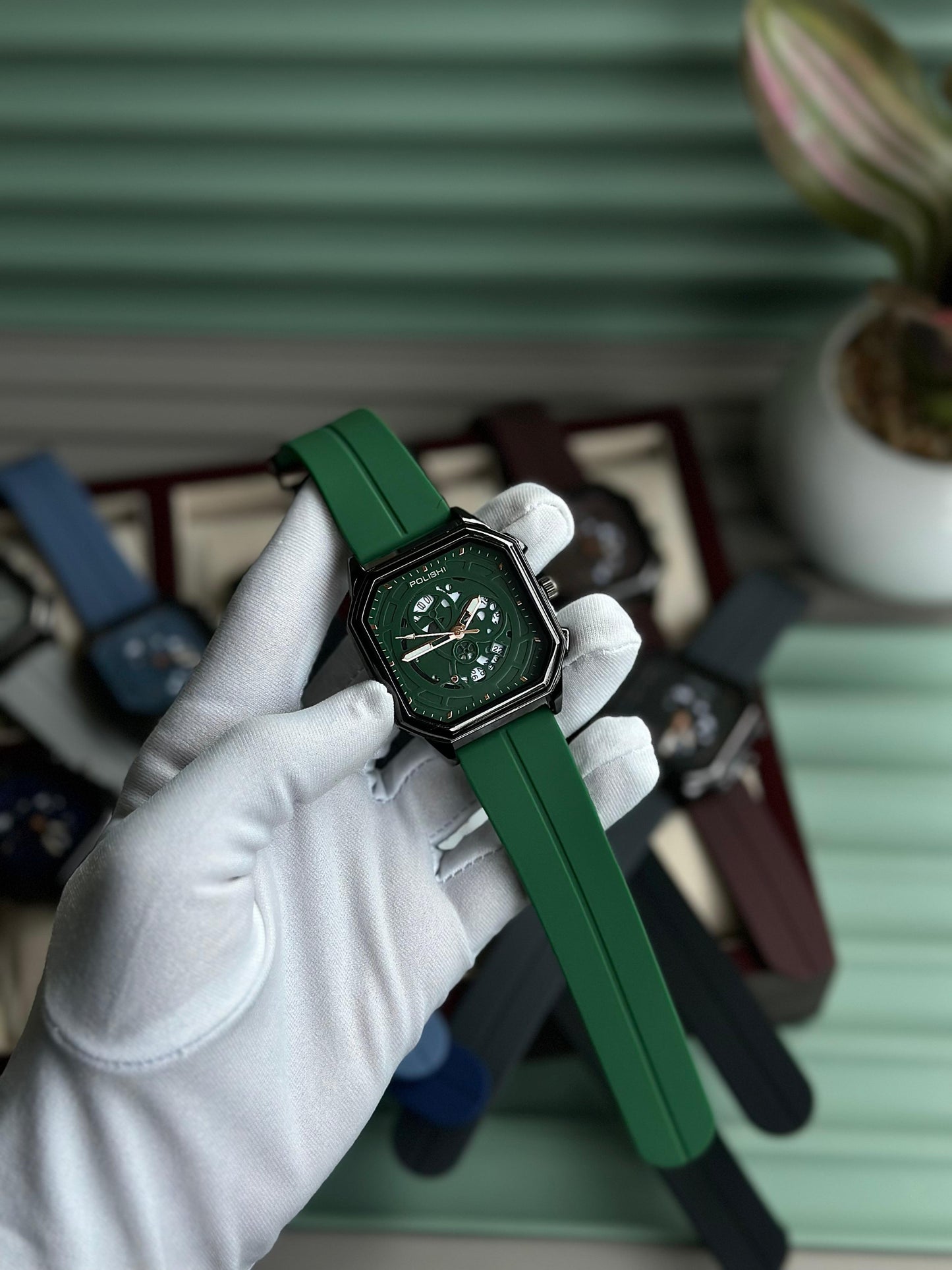 Polishi Unisex Magnetic Strap Watch – Premium Quality