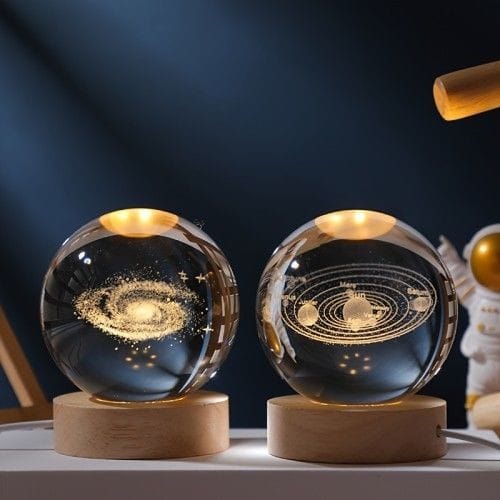 Crystal 3D Galaxy Ball |Night Light |Table Lamp |Dimmable Engraved LED Glass Ball |with USB and Wooden Base for Home Decor|Birthday Gift|Office|Gift & Kids Bedroom