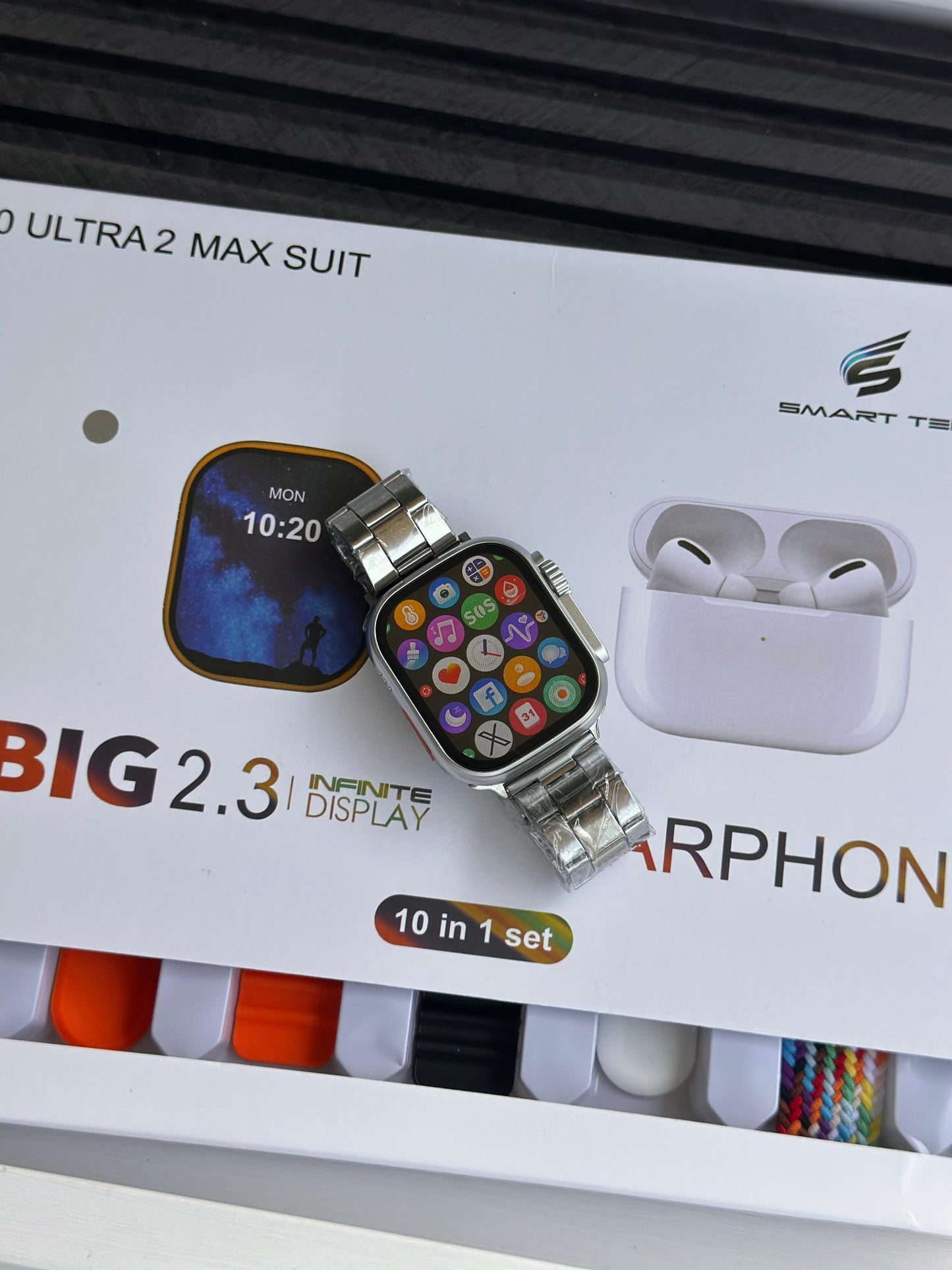 i20 Ultra Suit Max Series 8 Ultra (49MM) – 10 in 1 Smartwatch Combo Pack