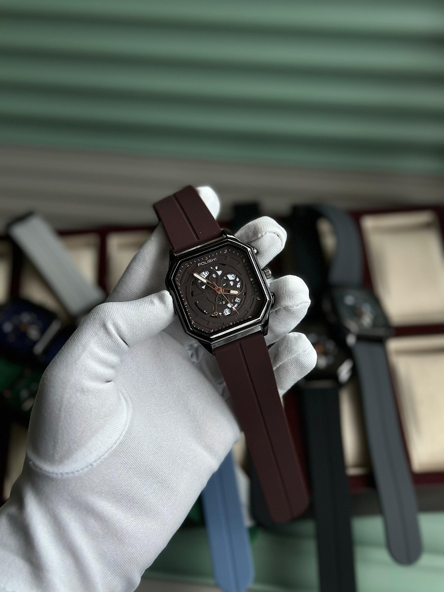 Polishi Unisex Magnetic Strap Watch – Premium Quality